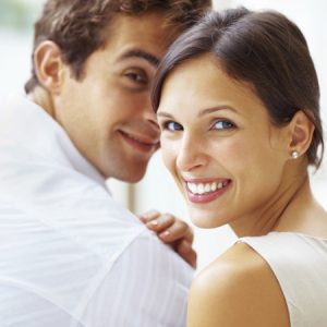 Menikah dengan Wanita yang Lebih Tua, Apa Saja Tantangannya?