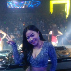 Farra Julius Tunjukan Aksinya Goyang di theVenus Palembang