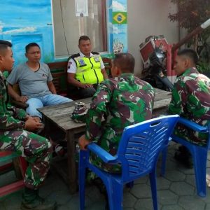 Sambangi Warga, Satgas TMMD Ajak Tingkatkan Keamanan Lingkungan