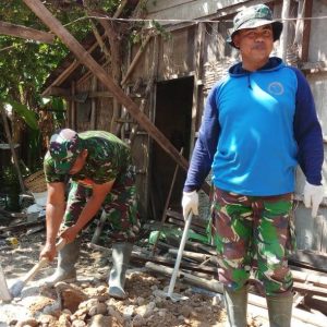 Para Satgas TMMD Yang Cekatan Ambil Solusi