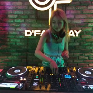 Moski Love Goyang D’Fairway Palembang dan Ingin Rilis Lagu Baru