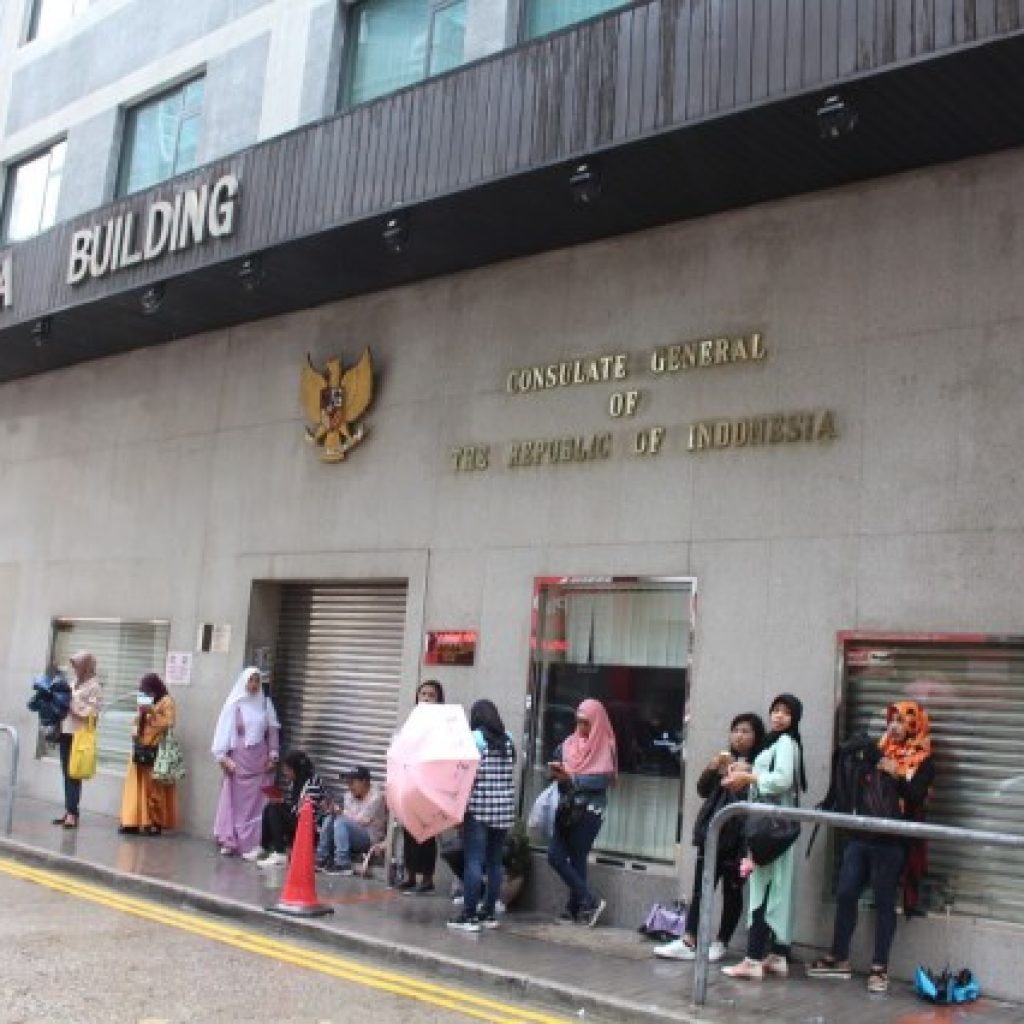 Ingin Pergi ke Hongkong, Menlu RI Himbau WNI Perhatikan Perkembangan Terkahir