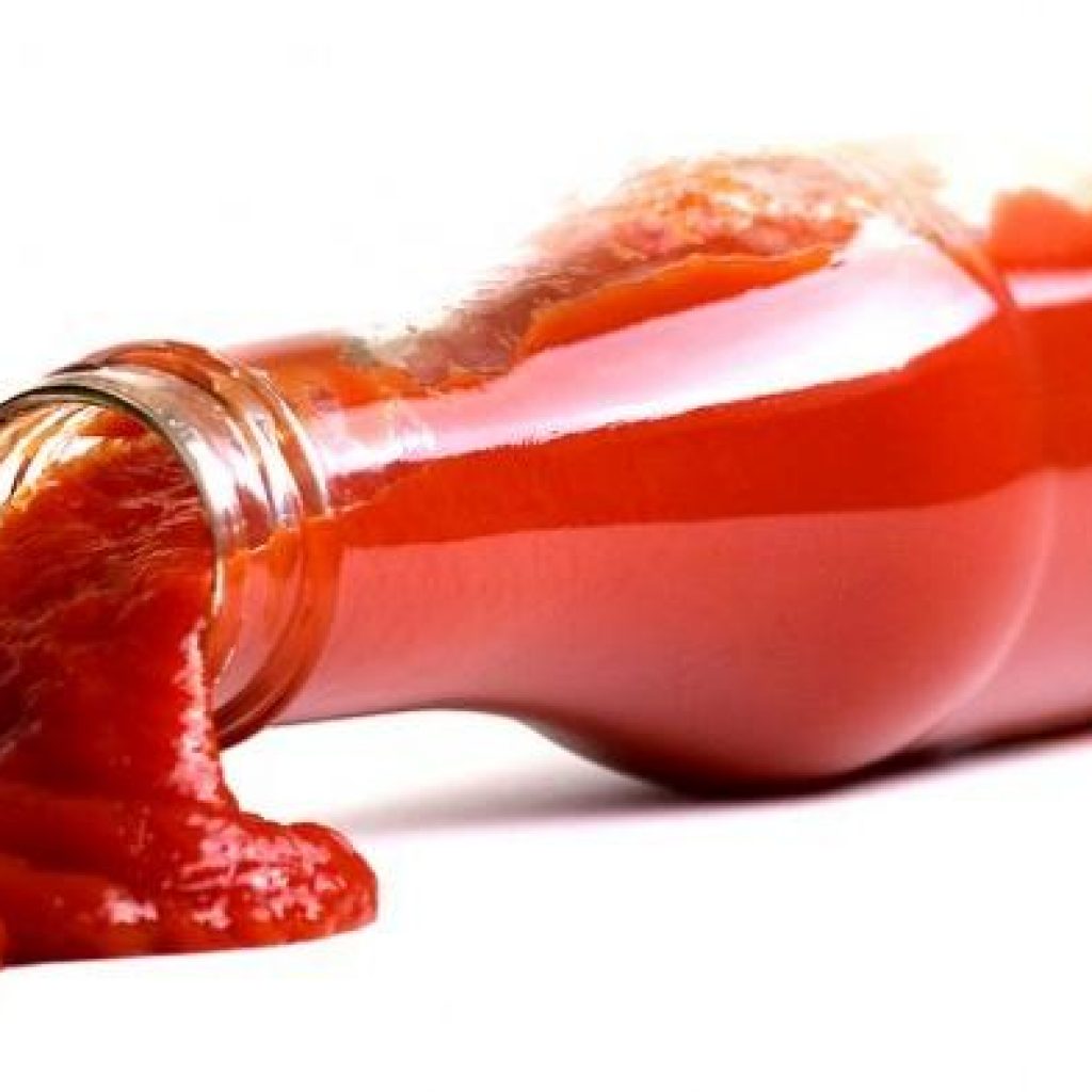 5 Dampak Buruk Hobi Makan Saus