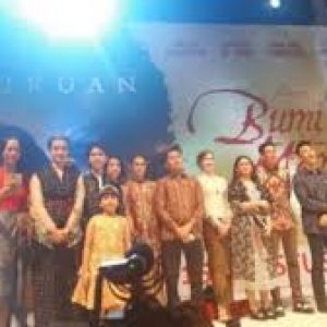 Gala Premier Film Bumi Manusia dan Perburuan Tema Tradisional