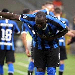 Romelu Lukaku, Spesialis Gol di Laga Debut