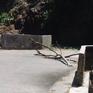 Warga Berinisiatif “Rawat” Hasil Sementara Pembangunan Jalan