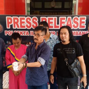 Coba Kelabui Petugas, Ibrahim Simpan Sabu di Bola Lampu Rumahnya Diamankan