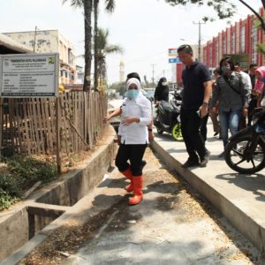 Dua Ruas Jalan Celentang dan Sukawinantan Jalani Proses Pengerjaan