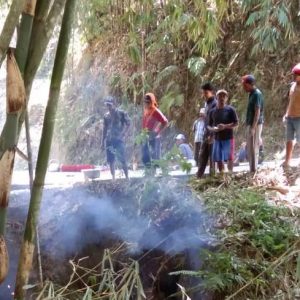Kerja TMMD Sembari Waspada Karhutla