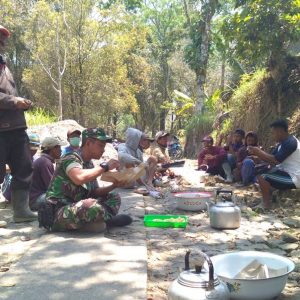 Inginkan Berita “Segar” TNI Wartawan Membaur Dengan Warga