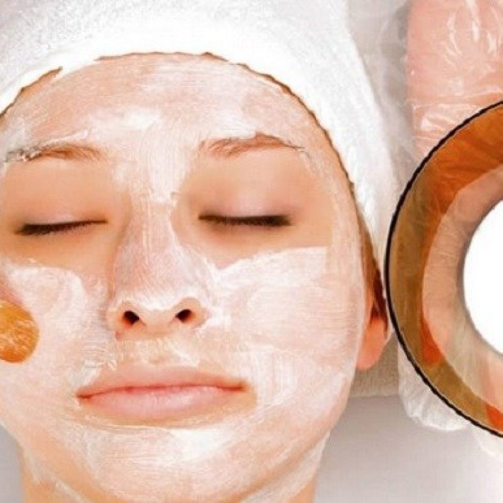 Pakai Masker Wajah Setiap Hari Pasti Bikin Kulit Lebih Mulus?