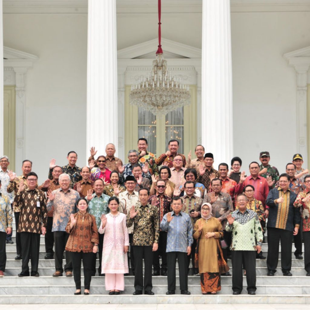 Akhir Masa Kerja, Presiden Jokowi Silaturahmi dengan Wapres dan Para Menteri Kabinet Kerja