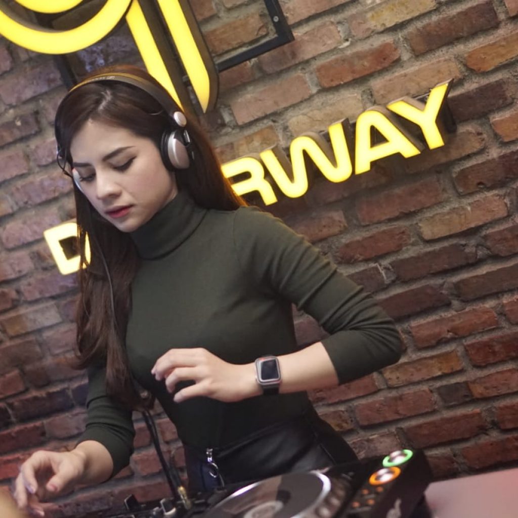 Beby Selena Tak Takut Untuk Memulai Karirnya Lewat DJ