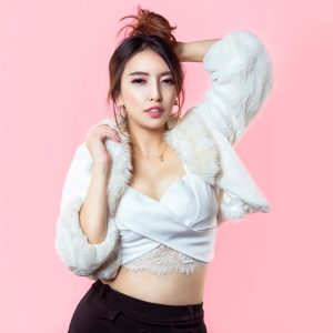 Malam Ini Elora Bakal Goyang theVenus Palembang