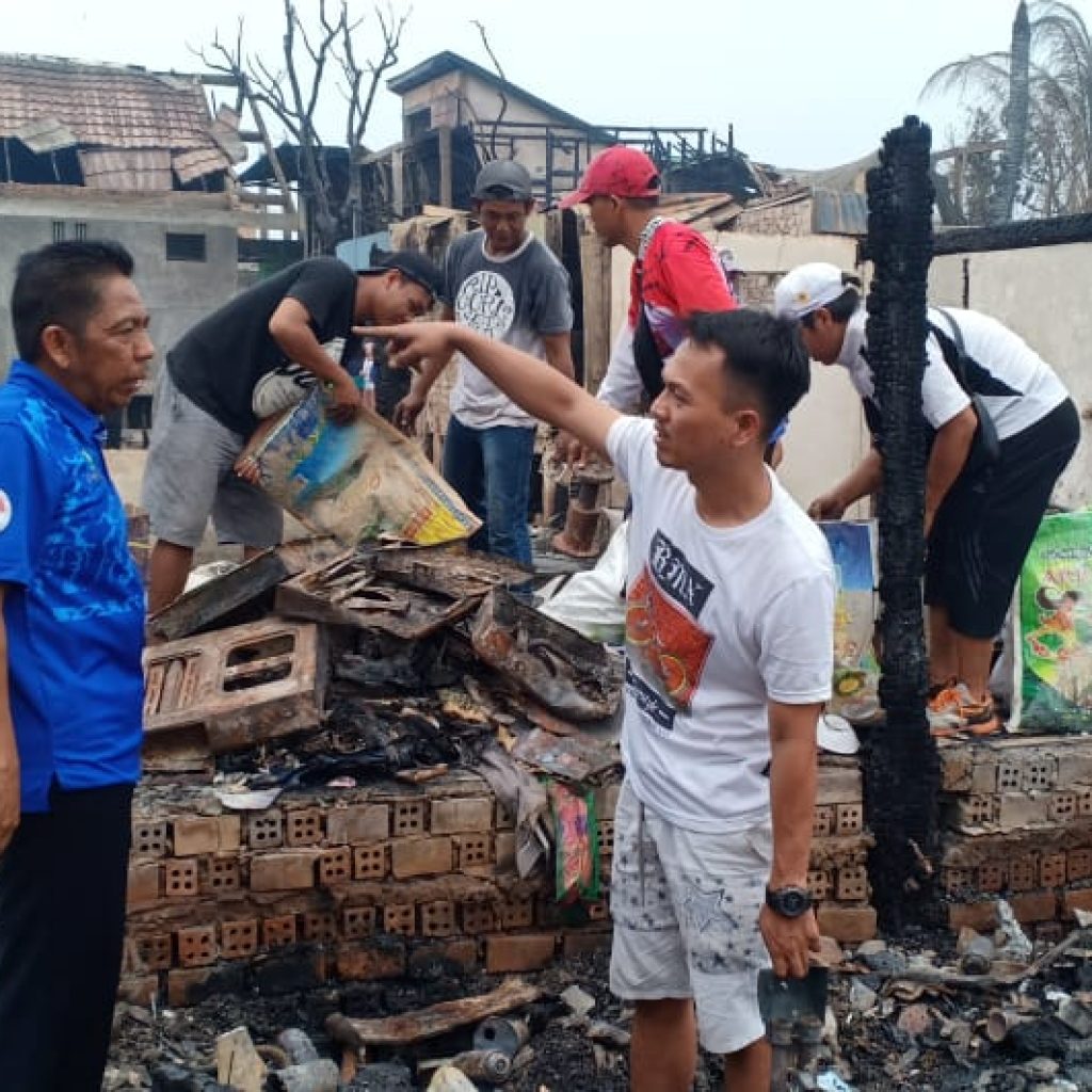 DPP Tanggap Darurat Partai Demokrat Berikan Bantuan Kepada Para Korban Kebakaran