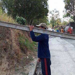 Kami Tidak Akan Lagi Memanggul Besi Pembatas