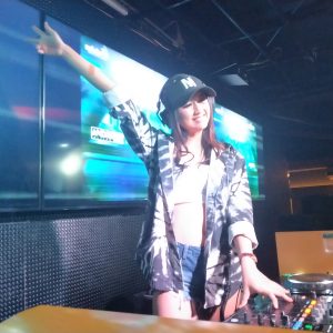 Bosan Dunia Malam, DJ Maharetha Rintis Usaha