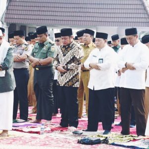 Kembali Gelar Salat Istisqa, Gubernur Sumsel : Saya ingin Hujan Turun Juga di Daerah Lain