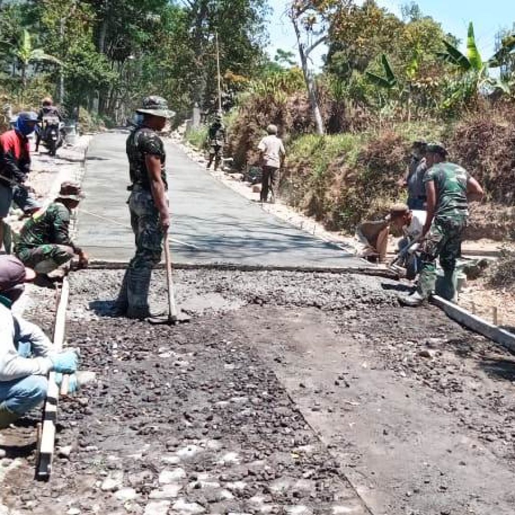 Warga Tetap Semangat Hingga Jelang Berakhirnya TMMD