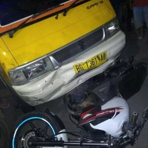 Diduga Mabuk Saat Berkendara, Sopir Jurusan Kertapati Ampera Tabrak Tiga Pengendara Motor