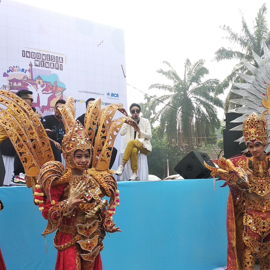 Puluhan Penari Pukau Masyarakat, Pada Car Free Day di Palembang