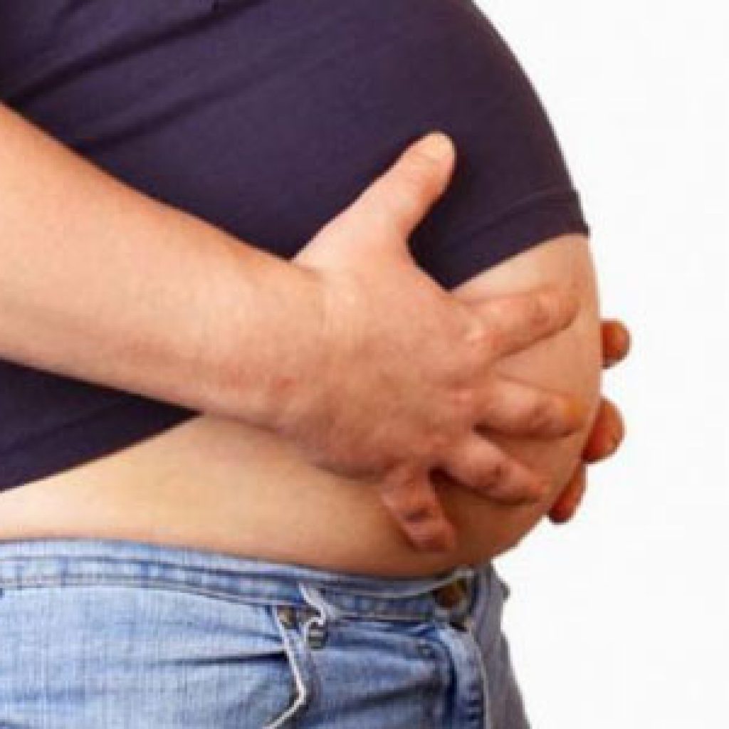 Mengapa Minum Alkohol Bisa Bikin Perut Buncit?