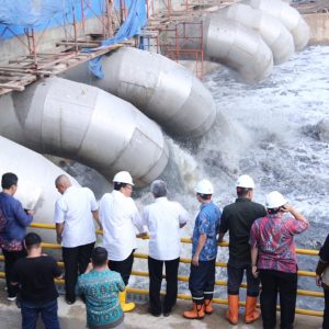 Baru di Operasikan, Mesin Pompa Berhasil  Sedot Sebagian Banjir Kota Palembang