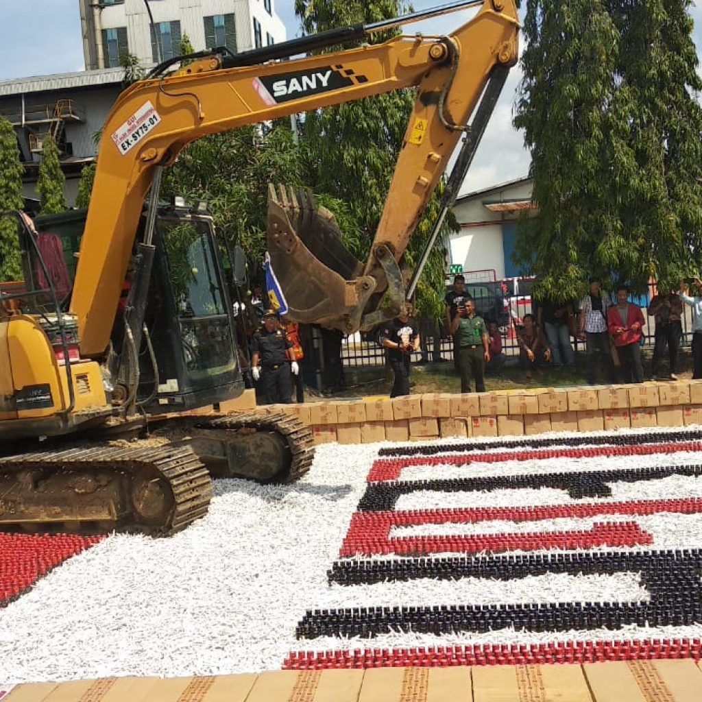 Bea Cukai Musnahkan Barang Ilegal Senilai Rp 3,6 Miliar yang Masuk ke Sumsel