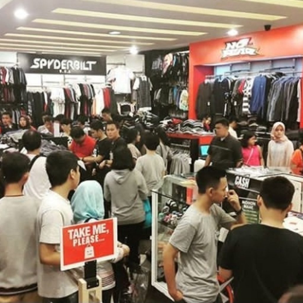 Jelang Akhir Tahun, Palembang Indah Mall Gelar Midnight Sale