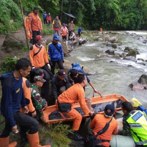 Bus Masuk Jurang di Liku Lematang Pagaralam