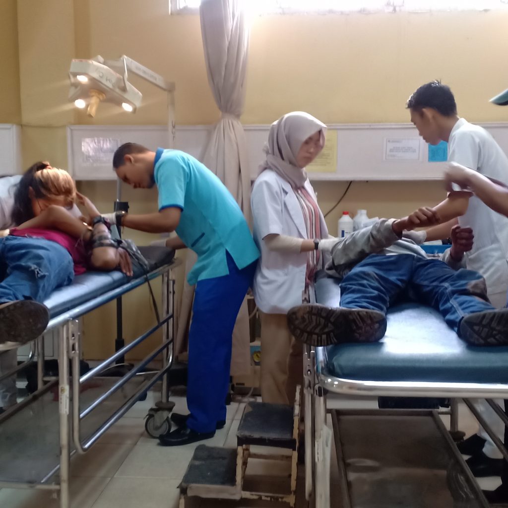 Curi Motor, Kakak Beradik Digebuk Warga