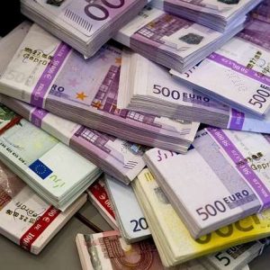 Lelaki Paruh Baya Kembalikan Tas Berisi Rp249 Juta yang Tertinggal