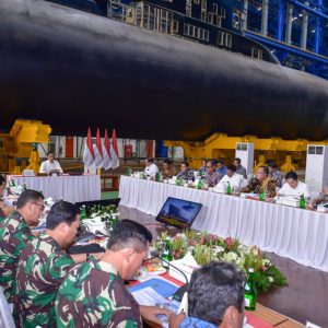 Presiden Pastikan Pengembangan Alutsista Perkuat Industri Pertahanan