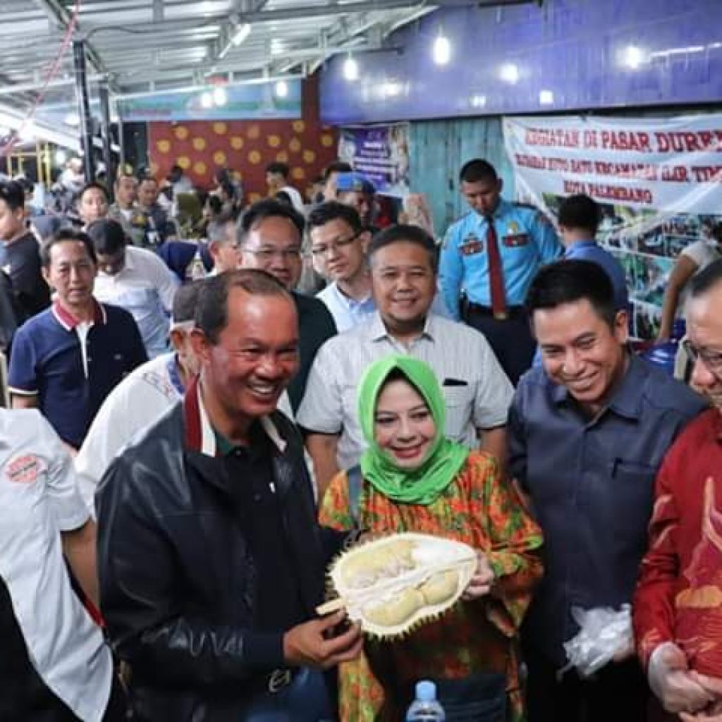 Pasar Kuto Ditetapkan Menjadi Destinasi Wisata Kuliner Buah Durian Di Palembang