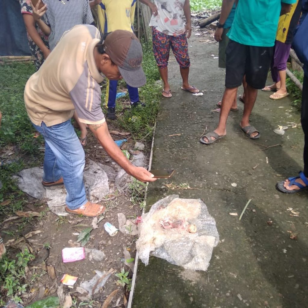 Warga Dusun II Banyuasin Dikagetkan Oleh Penemuan Janin Bayi Di Kantong Plastik Putih