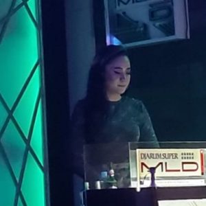 Malam Tahun Baru, Qween Smith : RendeZvous Amazing Banget