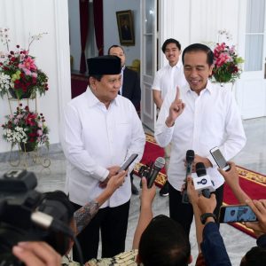 Presiden Jokowi Minta Pemerintah Pusat dan Pemerintah Provinsi Bekerjasama Tanggulangi Banjir