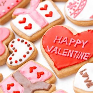 Biar Hubungan Tambah Mesra,Hadiah Valentine Selain Cokelat dan Bunga