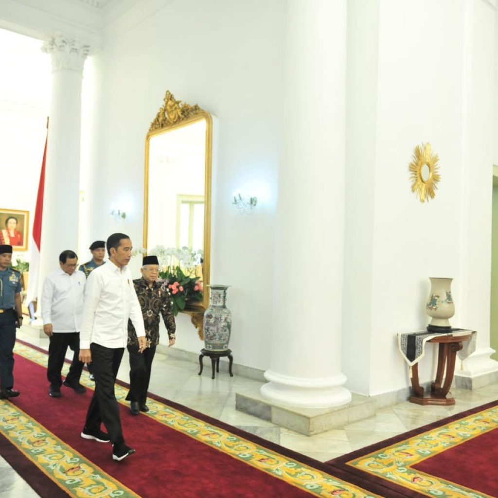 Jokowi Berikan Apresiasi Terhadap Jajaran Yang Telah Kerja Keras Tangani Virus Corona