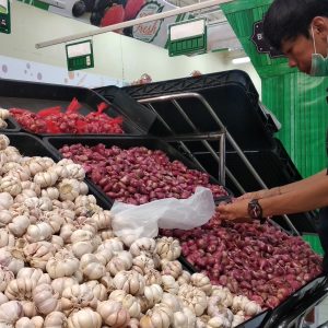Disdag Sumsel Tunggu Instruksi Pusat Tekan Harga Bawang Putih Yang Tinggi