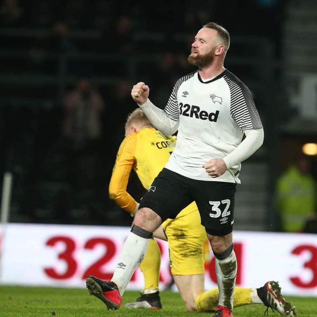 Wayne Rooney Bakal Tantang Manchester United Di Piala FA