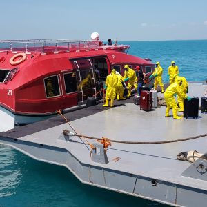 KRI Dr. Soeharso Jemput 188 WNI di Kapal World Dream