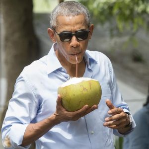 Yang Perlu Kita Ketahui 5 Manfaat Air Kelapa untuk Kesehatan