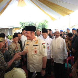 Sambangi Desa Nusa Bali,  HD  Minta Warga Pertahankan Ukhuwah