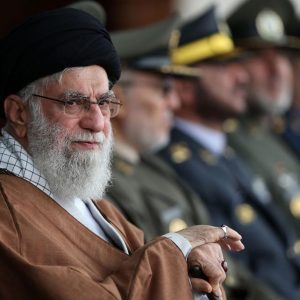 Pemimpin Iran Beri Pengampunan Kepada 10 Ribu Tahanan