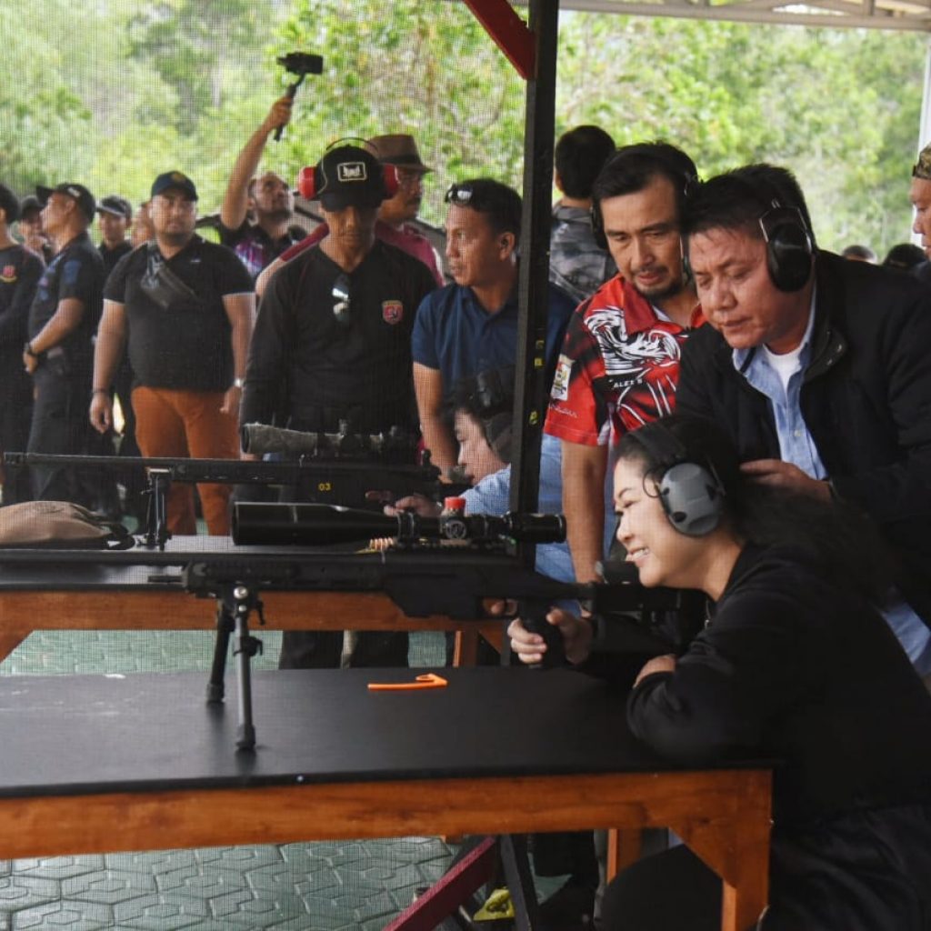 Uji Kekuatan Jelang PON Papua, Gubernur dan Perbakin Sumsel Latihan Menembak di Babel