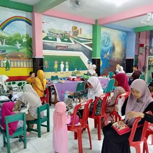 Pendidikan Usia Dini PAUD Cerdaskan Anak Bangsa