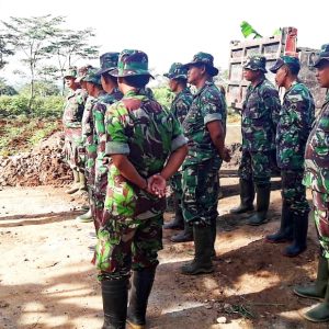 Tundukan Kepala Sejenak Untuk Berdoa