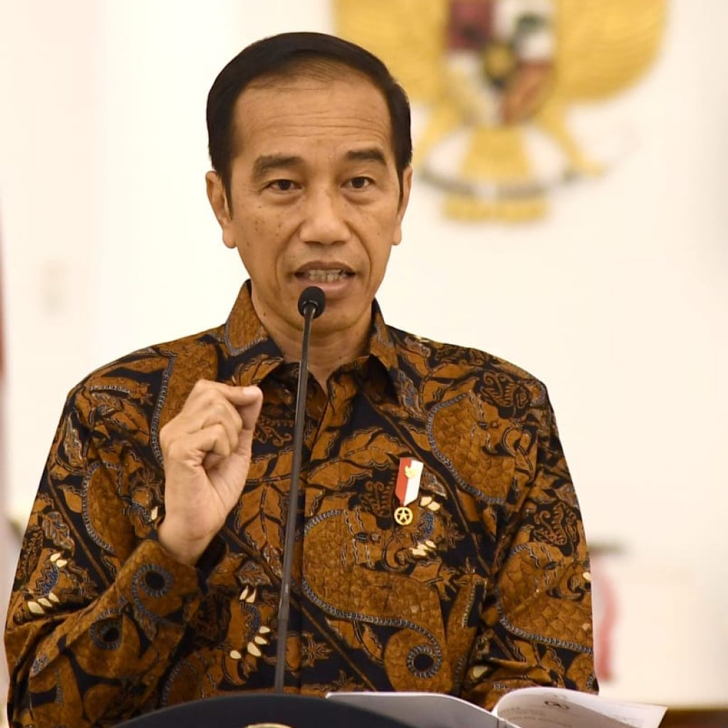 Jokowi : Saya Minta Gubernur, Bupati, dan Wali Kota Monitor Kondisi Daerah