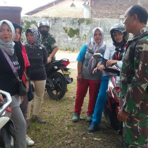 Angota Satgas TMMD Selalu Fleksibel Dan Supel Murah Seyum Bukan Cemberut